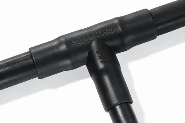 Helashrink 1200 T-shape heat shrink moulding installed on cable harness for sealing and strain relief