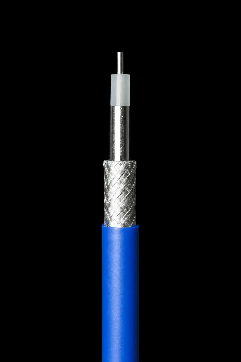 [ai] MaxFlex flexible coaxial cable with full shield coverage for RF applications